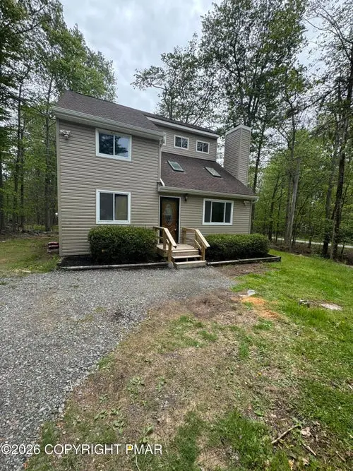 8482 Bumble Bee Way – Tobyhanna, PA